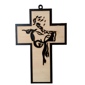 Cruce de perete din lemn cu Isus